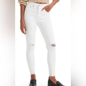 NWT Levi’s 721 High Rise Skinny Jean